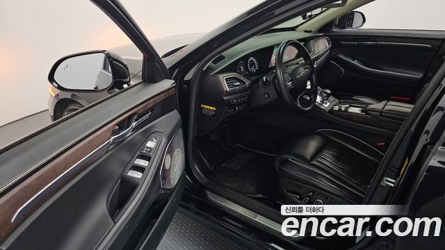 Genesis G90 2019 — photo 10