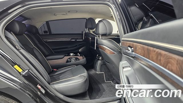 Genesis G90 2019 — photo 12