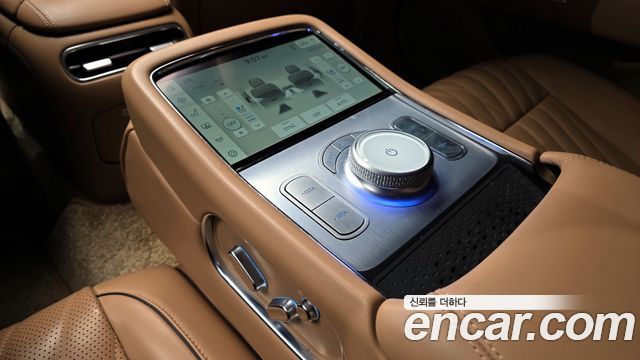 Genesis G90 2022 — photo 18