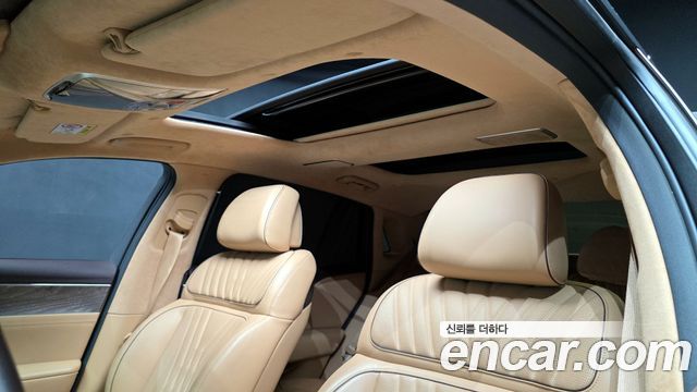 Genesis G90 2022 — photo 19