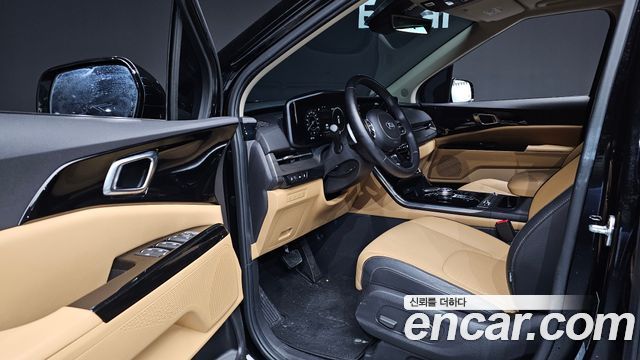 Kia Canival 2021 — photo 10