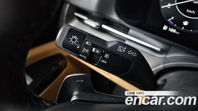 Kia Canival 2021 — photo 18