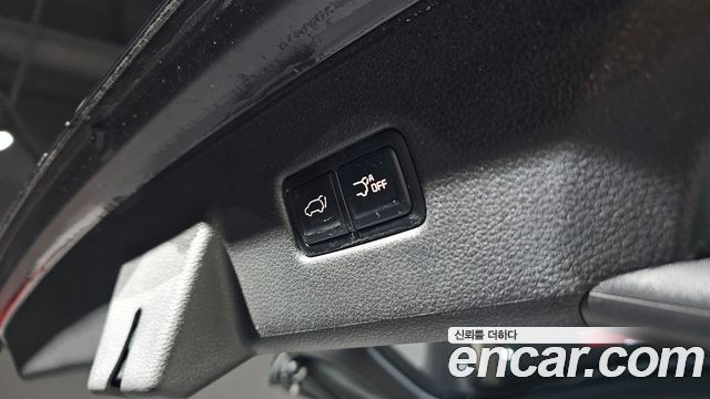 Kia Canival 2021 — photo 20