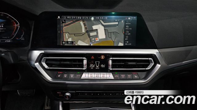 BMW 3-Series 2021 — photo 12
