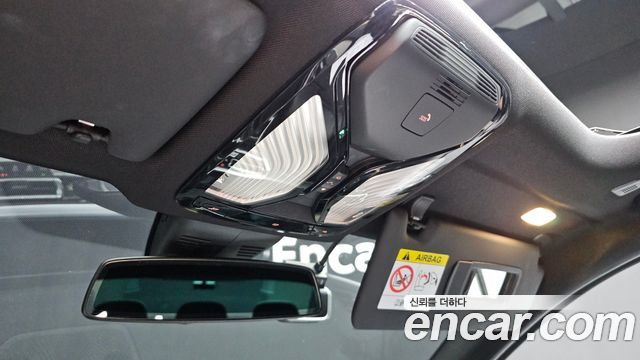 BMW 3-Series 2021 — photo 17