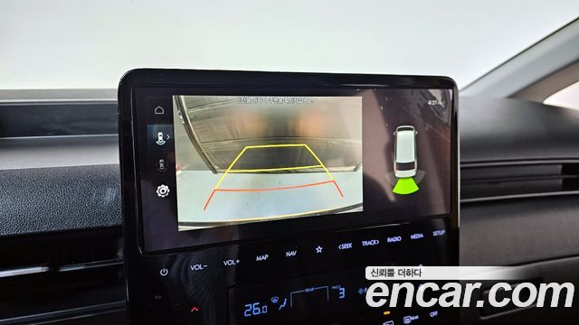 Hyundai Staria 2022 — photo 16