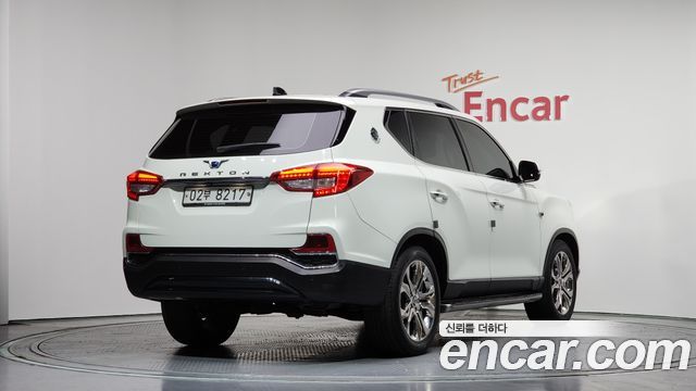 KG Mobility Rexton 2018 — photo 2