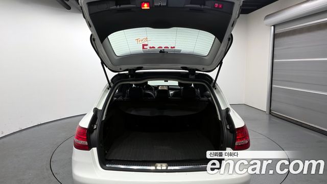 Mercedes-Benz C-Class 2016 — photo 20