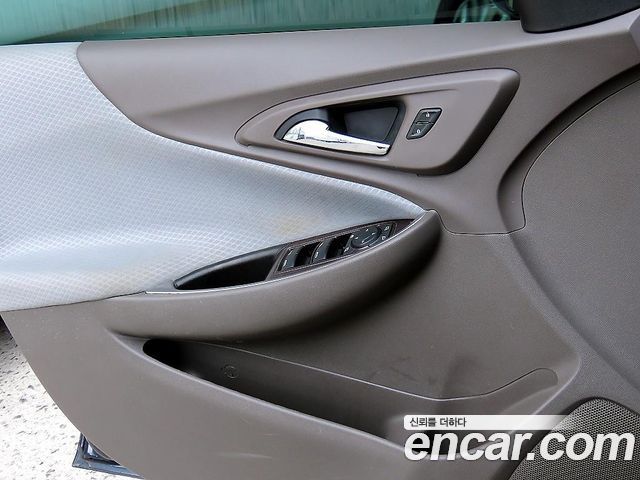 Chevrolet Korea Malibu 2017 — photo 11