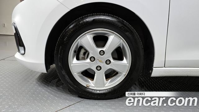 Chevrolet Korea Spark 2017 — photo 5