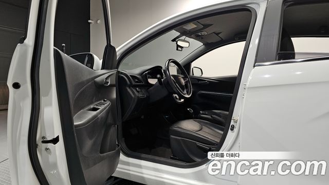 Chevrolet Korea Spark 2017 — photo 10