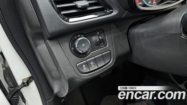 Chevrolet Korea Spark 2017 — photo 19