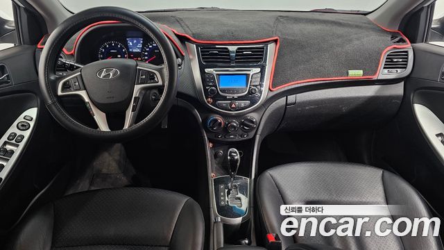 Hyundai Accent 2011 — photo 7