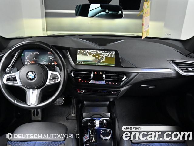 BMW 1-Series 2023 — photo 6