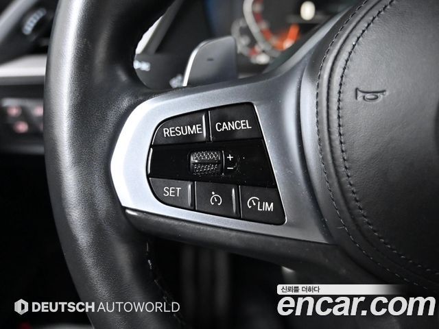 BMW 1-Series 2023 — photo 16