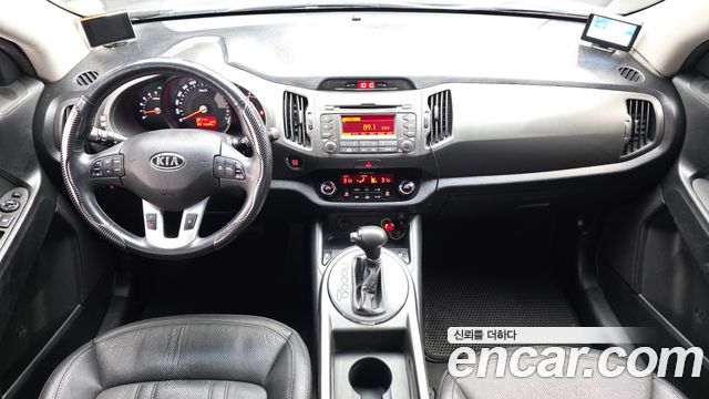 Kia Sportage 2012 — photo 7