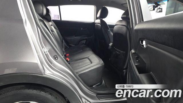 Kia Sportage 2012 — photo 12