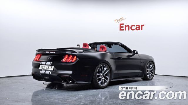 Ford Mustang 2015 — photo 2
