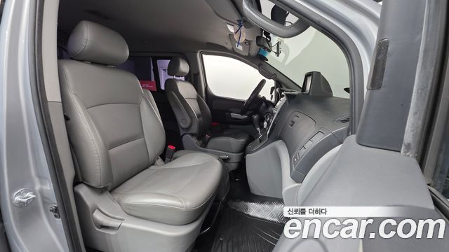 Hyundai Starex 2014 — photo 10