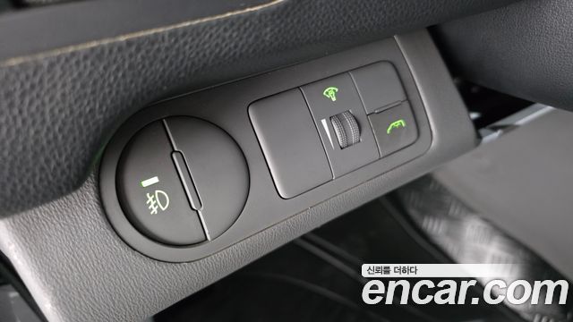Hyundai Starex 2014 — photo 13