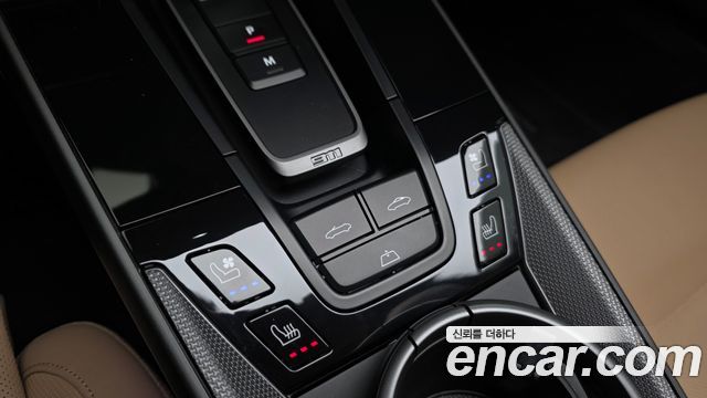 Porsche 911 2024 — photo 18