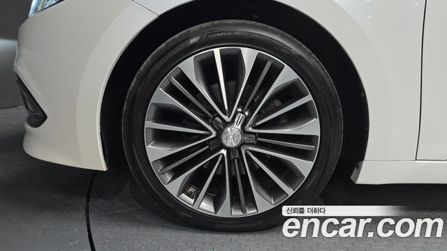 Hyundai Grandeur 2015 — photo 5