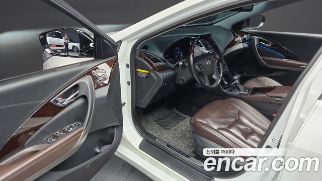 Hyundai Grandeur 2015 — photo 11
