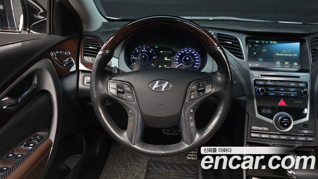 Hyundai Grandeur 2015 — photo 13