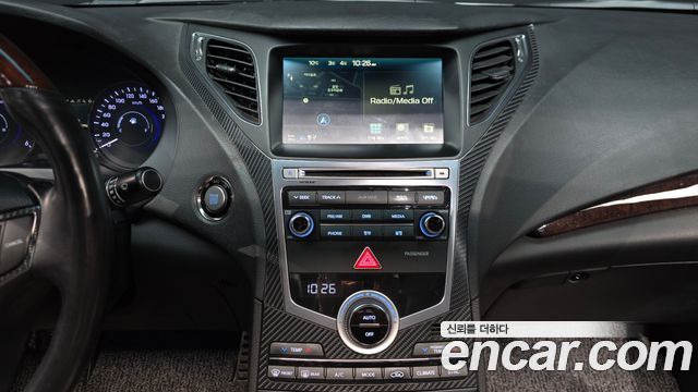 Hyundai Grandeur 2015 — photo 15