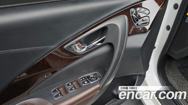 Hyundai Grandeur 2015 — photo 17