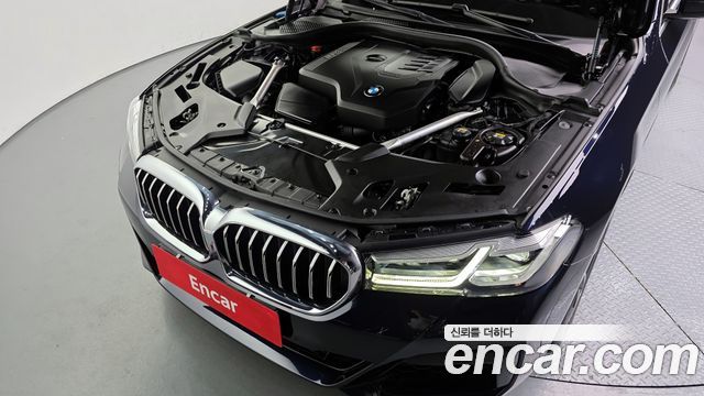 BMW 5-Series 2022 — photo 6