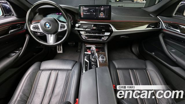 BMW 5-Series 2022 — photo 7