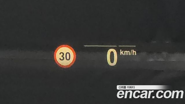 BMW 5-Series 2022 — photo 15
