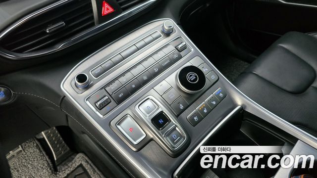 Hyundai Santafe 2021 — photo 9