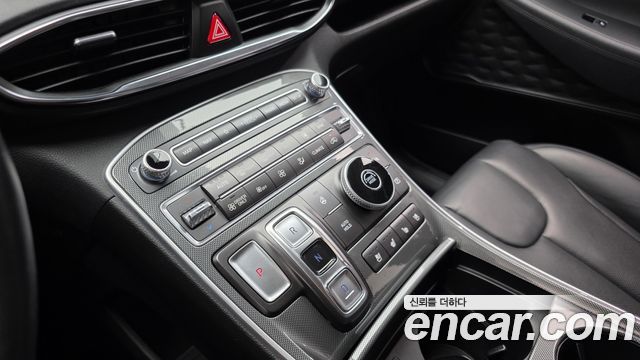 Hyundai Santafe 2023 — photo 9