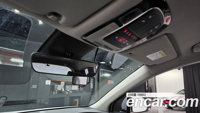 Hyundai Santafe 2023 — photo 18