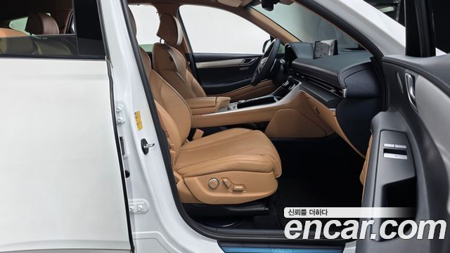 Genesis GV80 2020 — photo 11