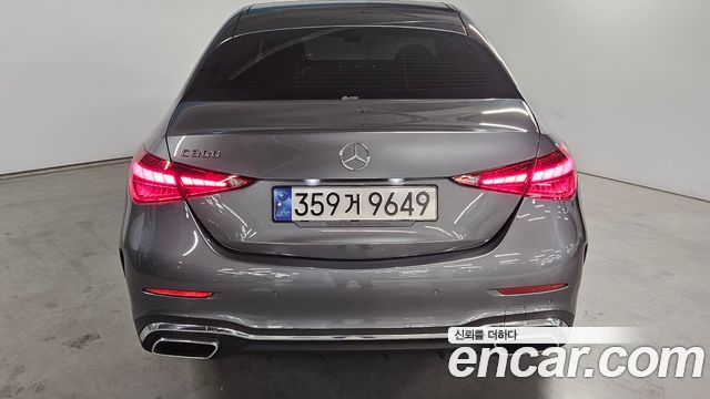 Mercedes-Benz C-Class 2022 — photo 4