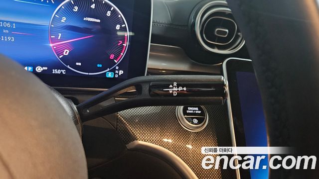 Mercedes-Benz C-Class 2022 — photo 11