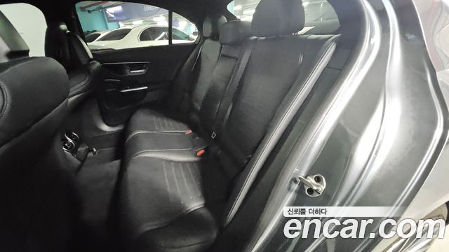 Mercedes-Benz C-Class 2022 — photo 13
