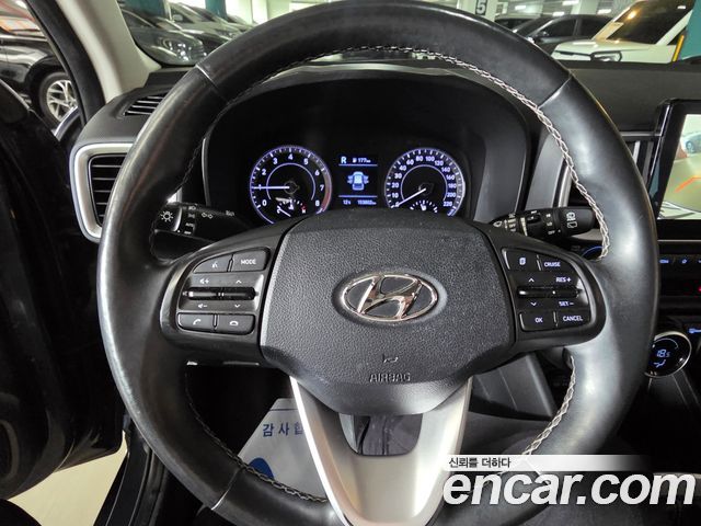 Hyundai Venue 2020 — photo 10