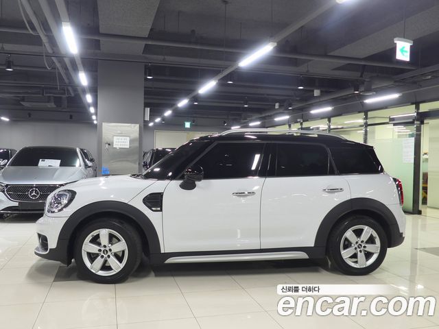 Mini Countryman 2019 — photo 2