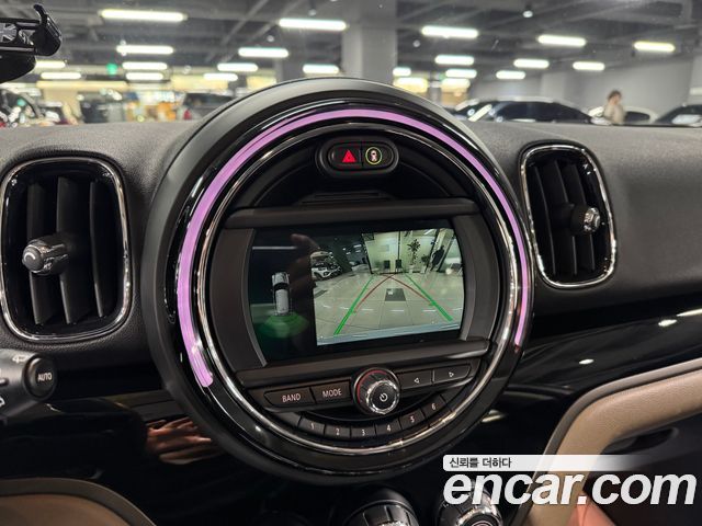 Mini Countryman 2019 — photo 9