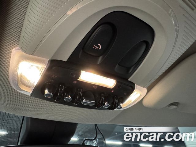 Mini Countryman 2019 — photo 12