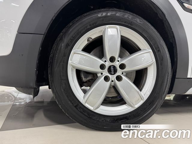 Mini Countryman 2019 — photo 14