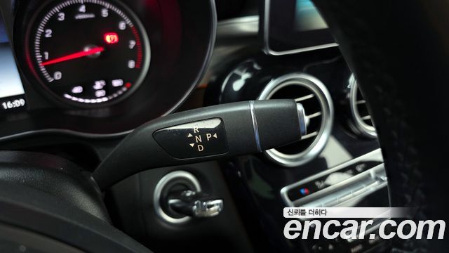 Mercedes-Benz GLC-Class 2019 — photo 9