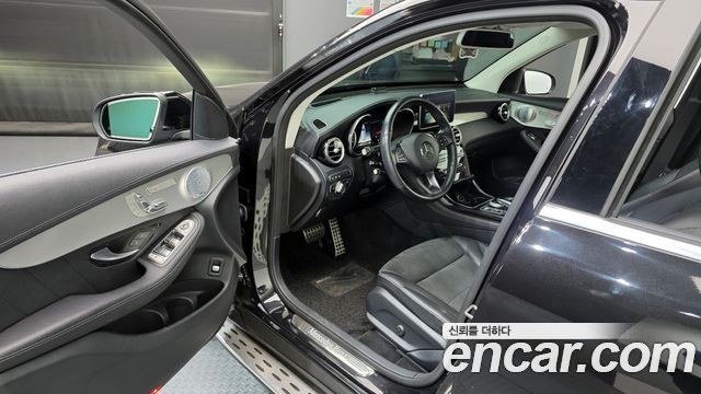 Mercedes-Benz GLC-Class 2019 — photo 10