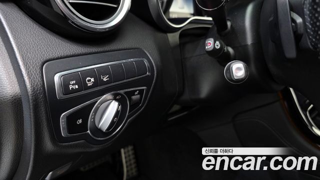 Mercedes-Benz GLC-Class 2019 — photo 14
