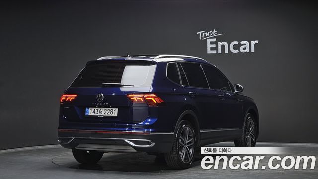 Volkswagen Tiguan 2022 — photo 2