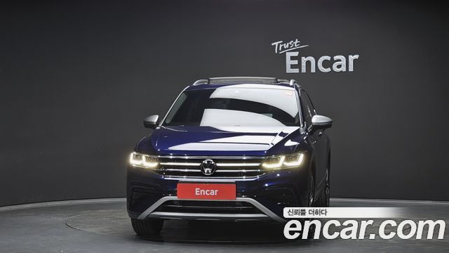 Volkswagen Tiguan 2022 — photo 3